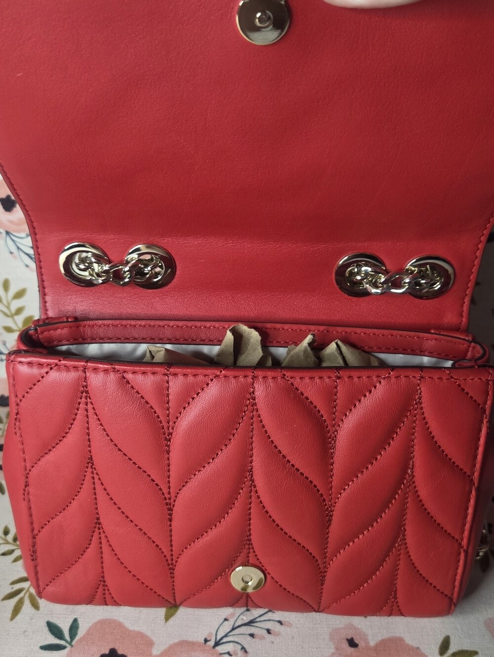 kate spade Quilted Red Chain Shoulder Bag - Picture 4 of 9